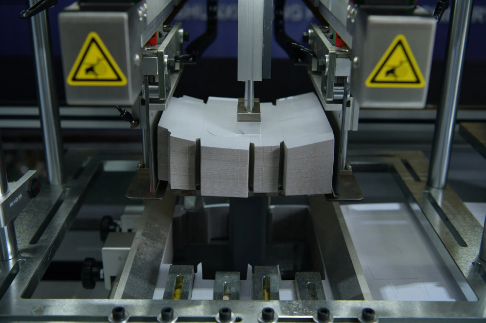 EasyCut Blank 1020 - Destacador Automático de Aparas